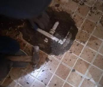 通化市卫生间漏水维修公司为您分享下卫生间渗水如何处理及注意事项